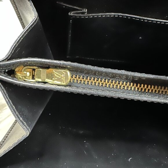 Authentic Louis Vuitton Capuchin Epi Noir Leather Crossbody - Picture 11 of 16